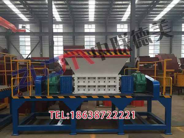 青海塑料撕碎机工作图片