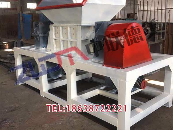 贵州工业塑料撕碎机有什么特点