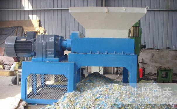 撕碎机设备